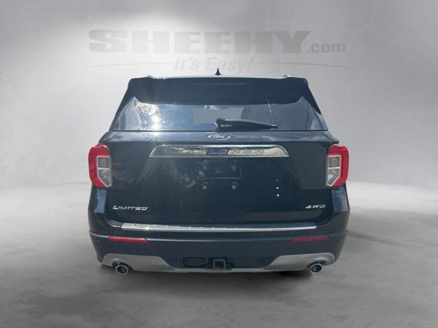 Photo of 2022 Black Ford Explorer