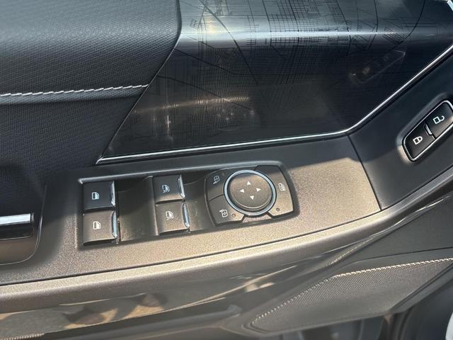 Photo of 2023 Black Metallic Ford F-150