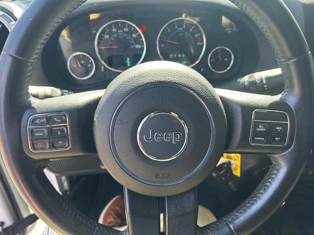 Photo of 2017 Bright White Clearcoat Jeep Wrangler Unlimited