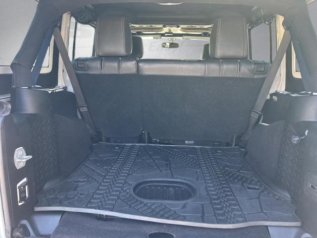 Photo of 2017 Bright White Clearcoat Jeep Wrangler Unlimited
