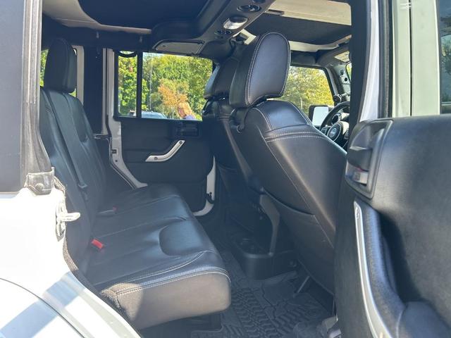 Photo of 2017 Bright White Clearcoat Jeep Wrangler Unlimited