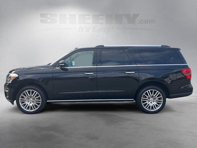Photo of 2022 Agate Black Metallic Ford Expedition Max