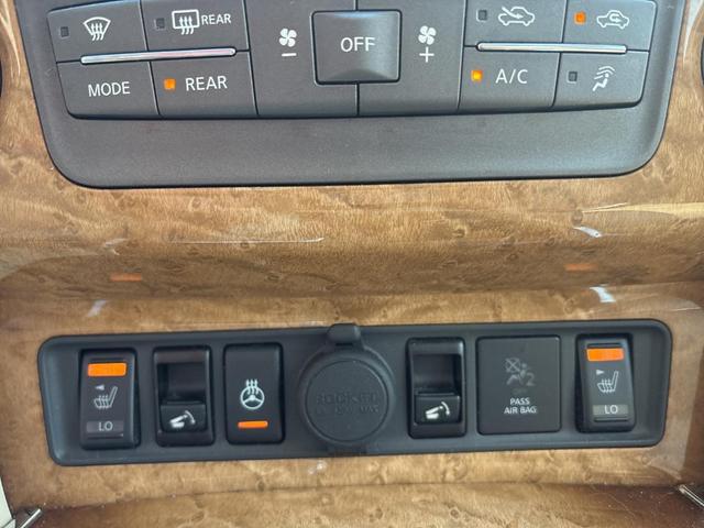 Photo of 2014 Smoky Quartz INFINITI QX80