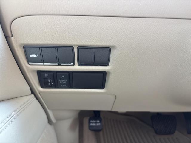 Photo of 2014 Smoky Quartz INFINITI QX80