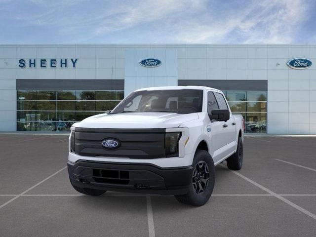Photo of 2024 Oxford White Ford F-150 Lightning