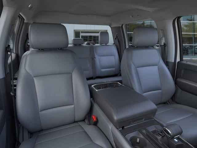 Photo of 2024 Oxford White Ford F-150 Lightning