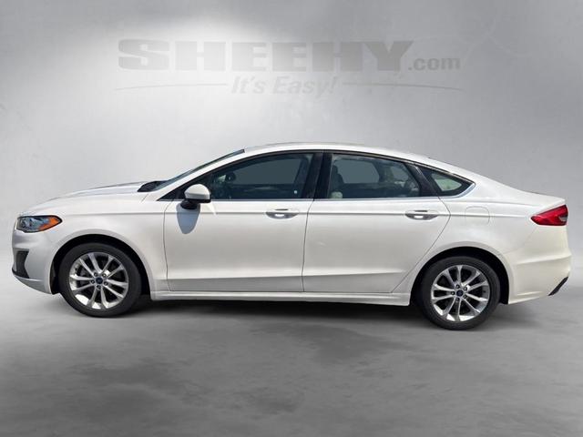 Photo of 2020 White Platinum Ford Fusion Hybrid