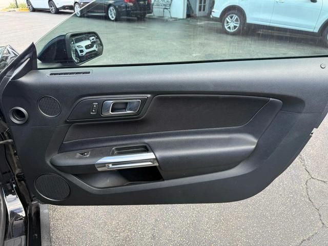 Photo of 2020 Shadow Black Ford Mustang