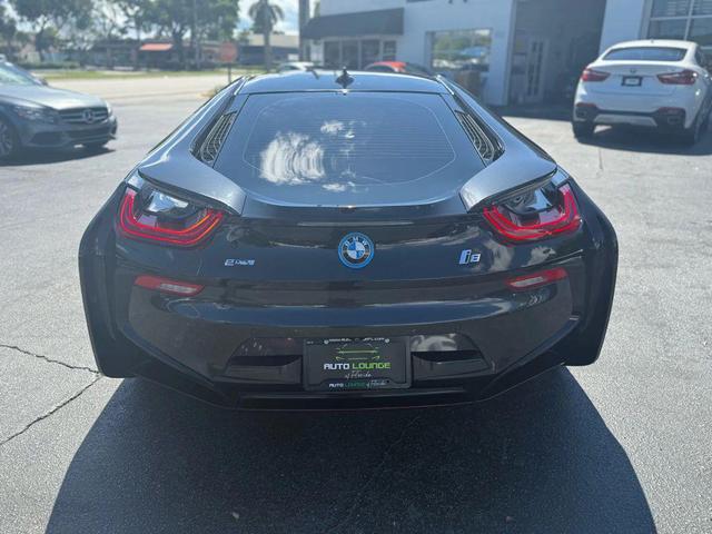 Photo of 2015 Gray BMW i8