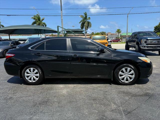 Photo of 2015 Attitude Black Toyota Camry