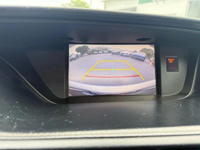 Photo of 2016 Silver Lexus ES 350