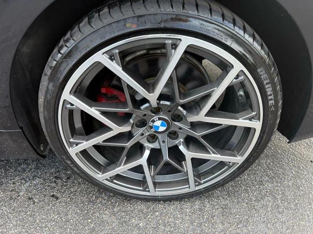 Photo of 2016 Black BMW 740