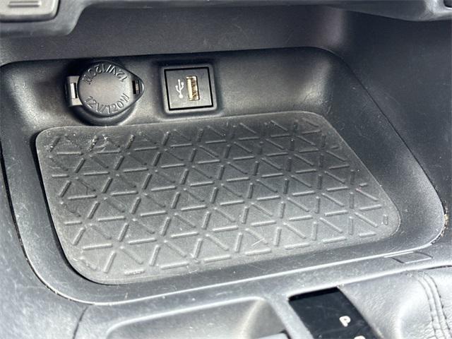 Photo of 2023 Pearl Toyota RAV4