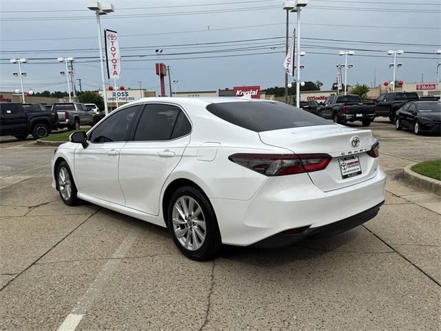 Photo of 2023 Ice Toyota Camry