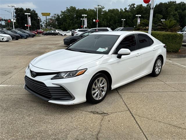 Photo of 2023 Ice Toyota Camry