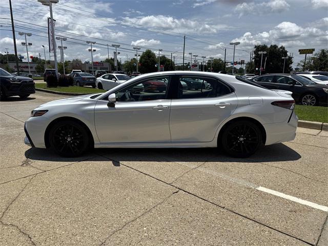 Photo of 2024 Pearl Toyota Camry