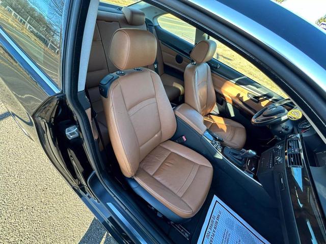 Photo of 2013 Black BMW 335