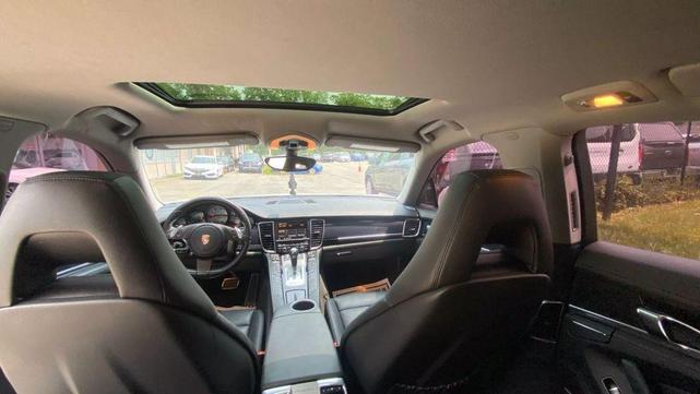 Photo of 2012 Carrara White Porsche Panamera