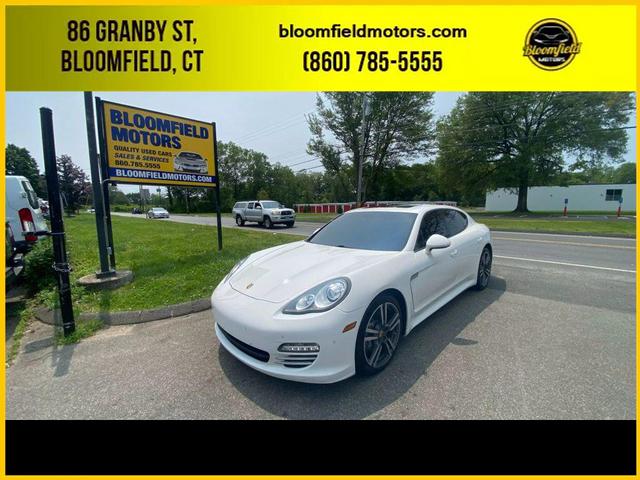 Photo of 2012 Carrara White Porsche Panamera