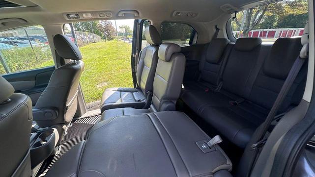 Photo of 2013 Polished Metal Metallic Honda Odyssey