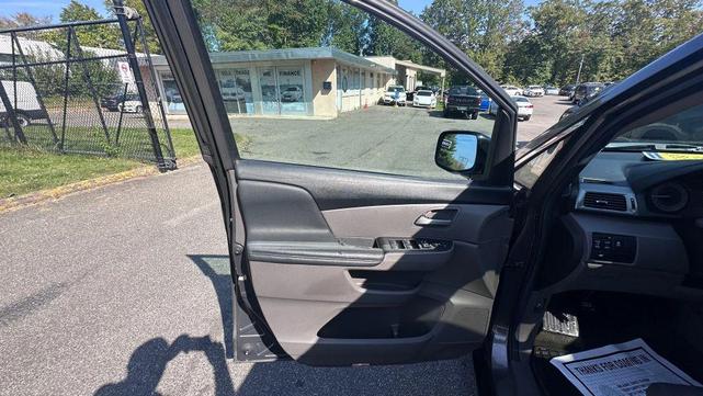 Photo of 2013 Polished Metal Metallic Honda Odyssey