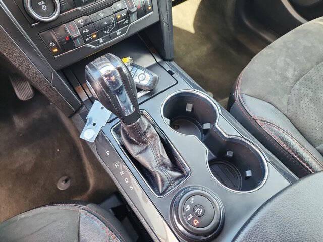 Photo of 2018 Ingot Silver Metallic Ford Explorer