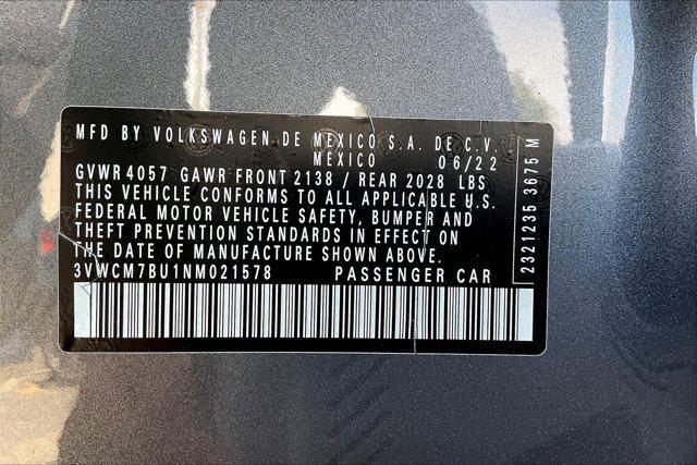 Photo of 2022 Platinum Gray Metallic Volkswagen Jetta