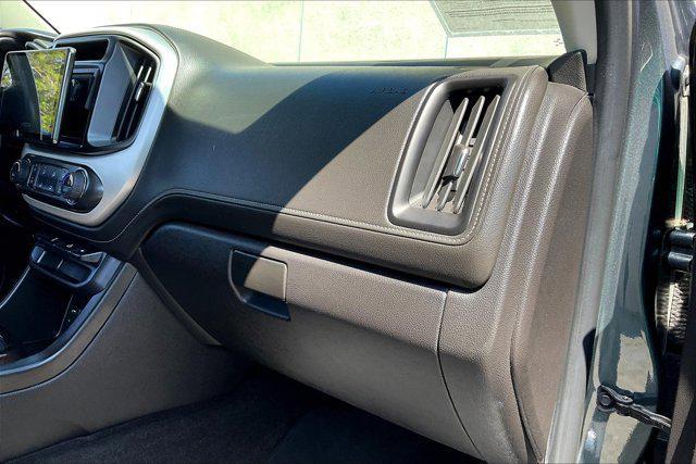 Photo of 2015 Cyber Gray Metallic GMC Canyon