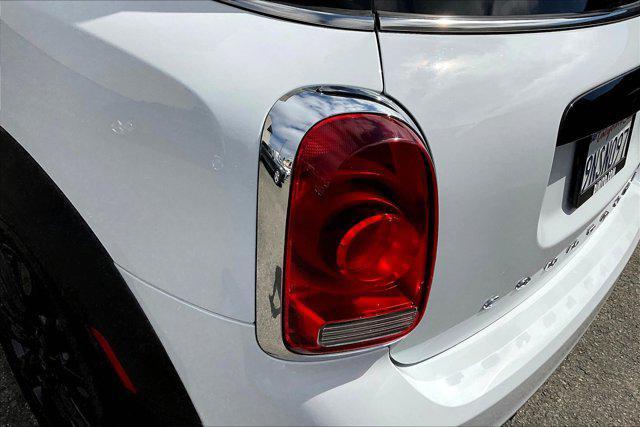 Photo of 2020 Light White MINI Countryman