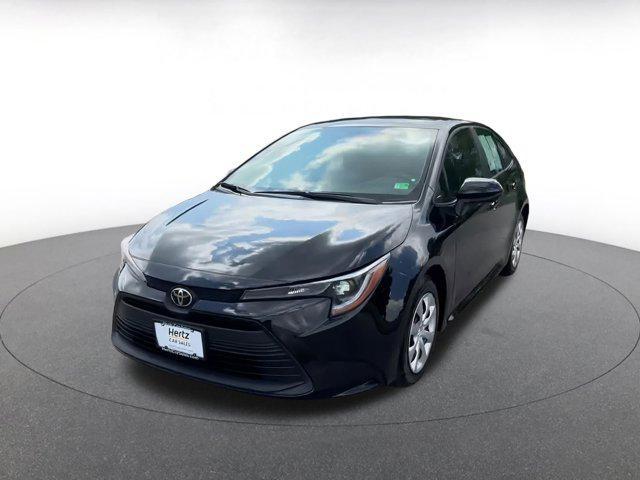 Photo of 2024 Midnight Black Metallic Toyota Corolla