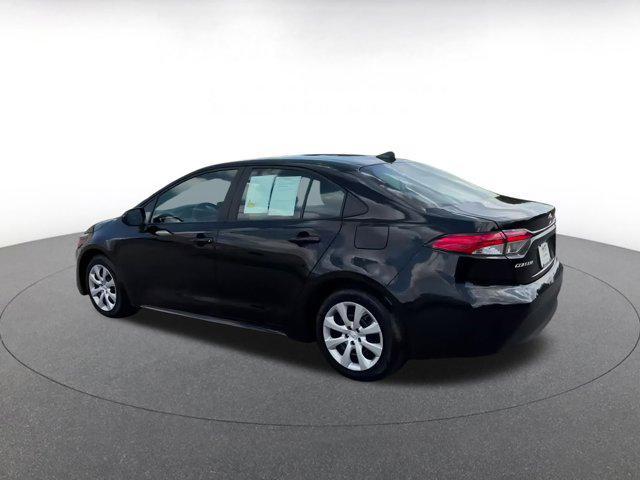 Photo of 2024 Midnight Black Metallic Toyota Corolla