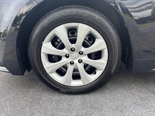 Photo of 2024 Midnight Black Metallic Toyota Corolla