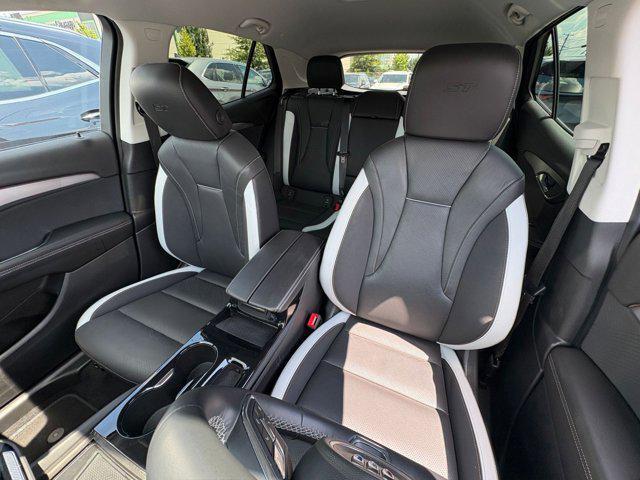 Photo of 2024 Summit White Buick Envision