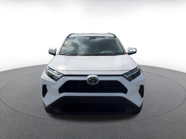 Photo of 2024 Ice Cap Toyota RAV4