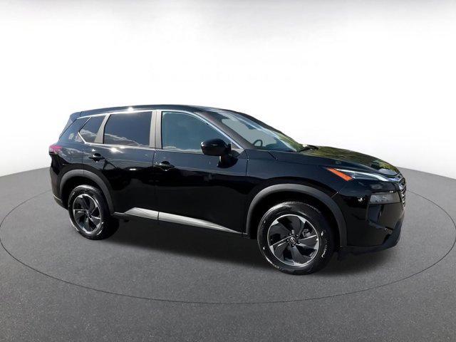 Photo of 2024 Super Black Nissan Rogue