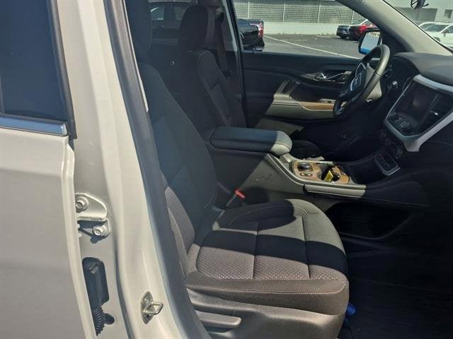 Photo of 2023 Summit White GMC Acadia