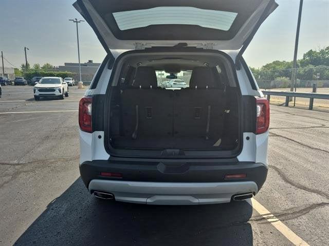 Photo of 2023 Summit White GMC Acadia