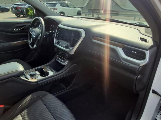 Photo of 2023 Summit White GMC Acadia