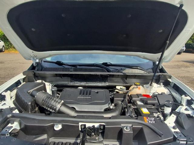 Photo of 2023 Summit White GMC Acadia