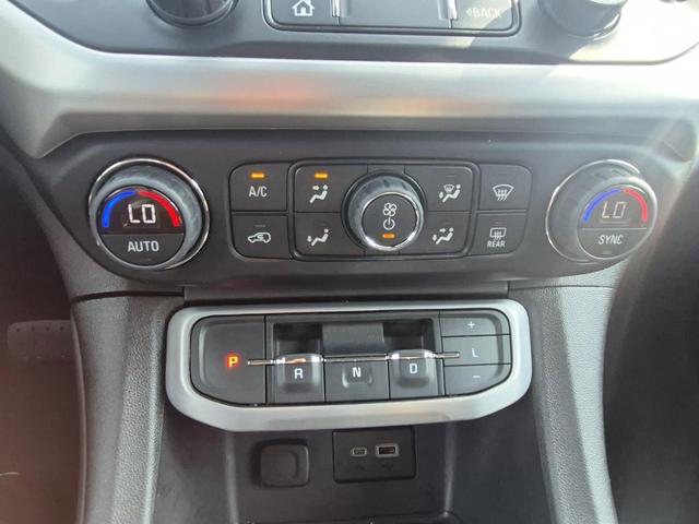 Photo of 2023 Summit White GMC Acadia