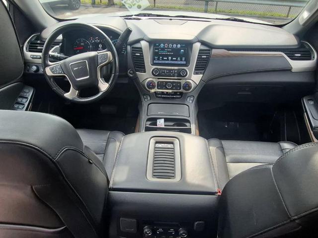 Photo of 2020 Quicksilver Metallic GMC Yukon