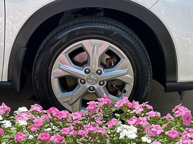 Photo of 2023 Platinum White Pearl Honda HR-V