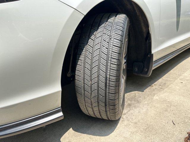 Photo of 2023 Platinum White Pearl Honda Accord