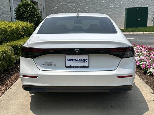 Photo of 2023 Platinum White Pearl Honda Accord
