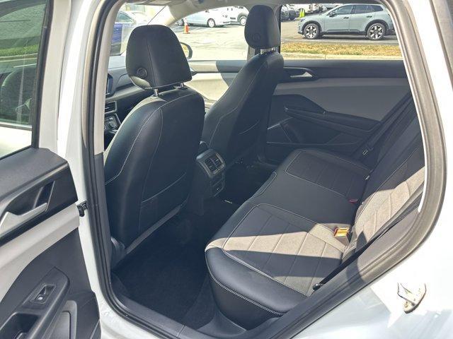 Photo of 2022 Pure White Volkswagen Taos