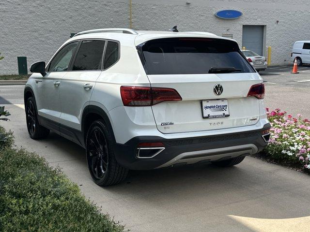 Photo of 2022 Pure White Volkswagen Taos