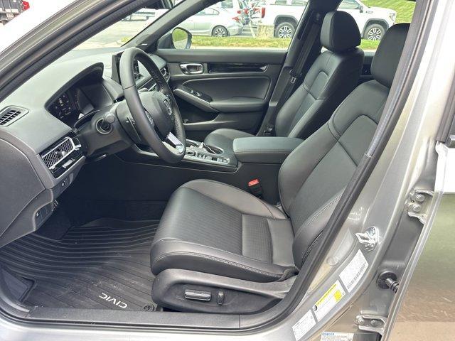 Photo of 2025 Solar Silver Metallic Honda Civic Hybrid