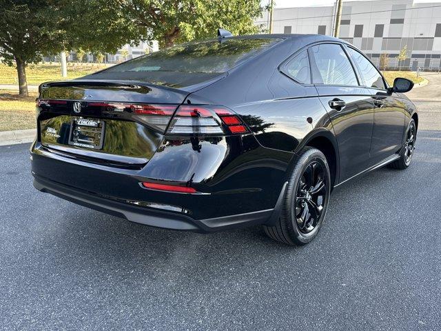 Photo of 2025 Crystal Black Pearl Honda Accord