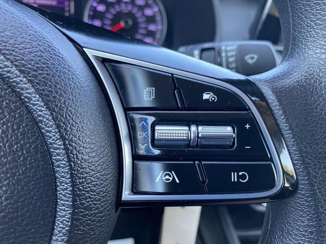 Photo of 2023 Currant Red Kia Forte