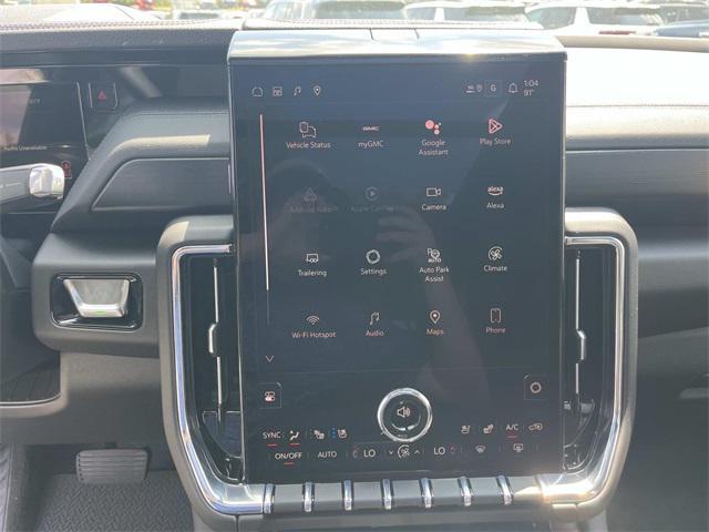 Photo of 2025 Onyx Black GMC Yukon